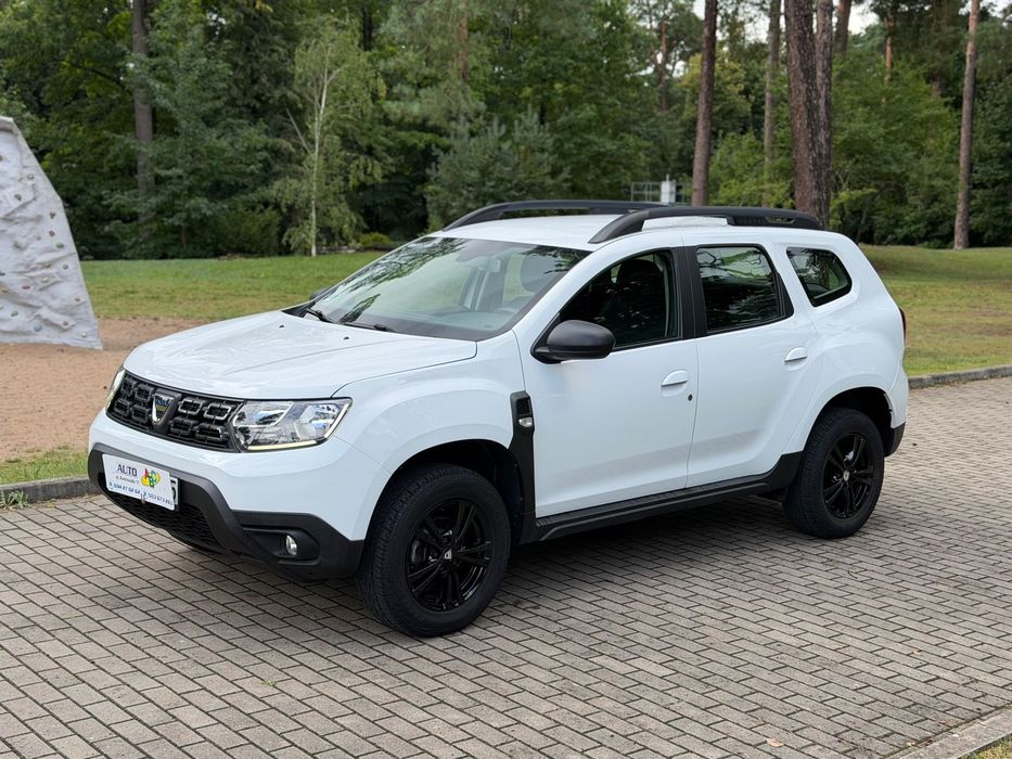 Dacia Duster 1.6 benzyna/ Niski Przebieg/ Navi/ Kamera
