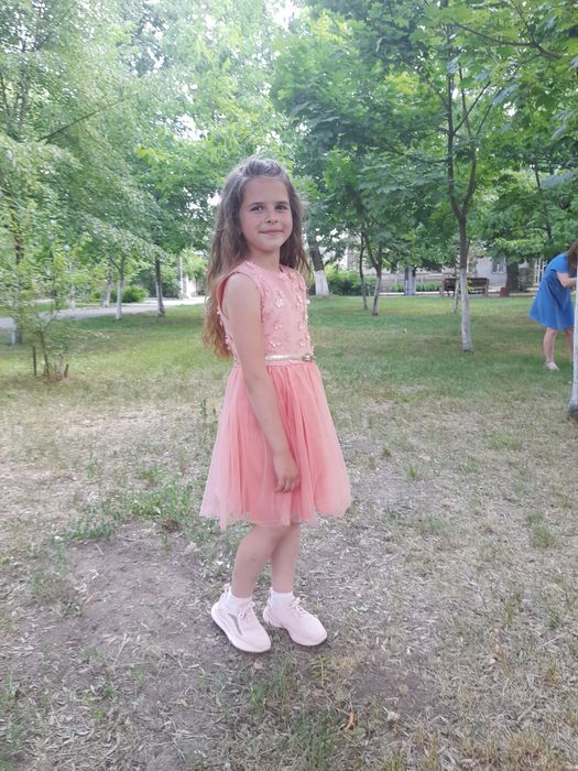 Плаття  святкове- сукня