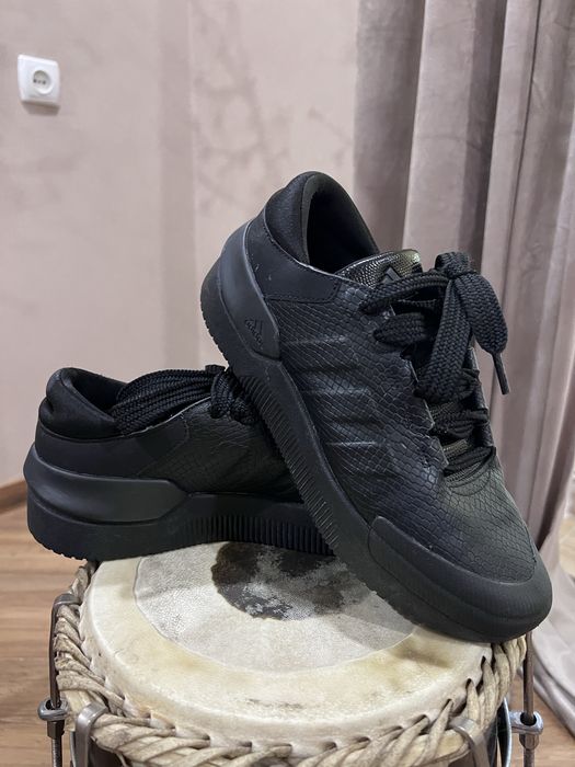 Кросівки adidas/ adidas COURT FUNK SHOES