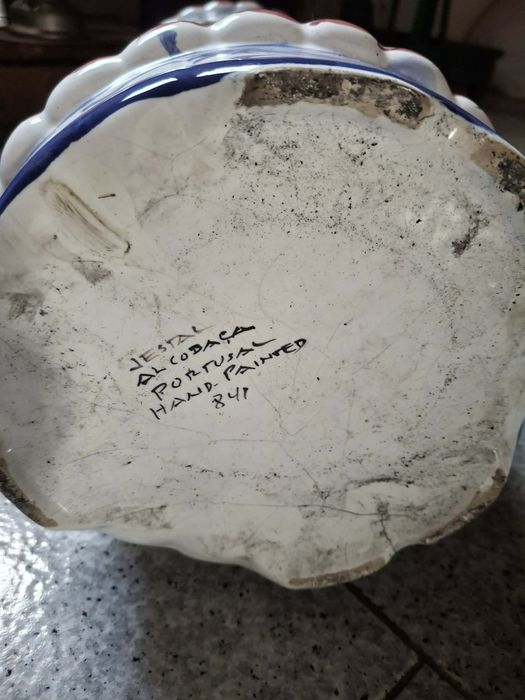 Jarrão de faiança Portuguesa pintado à mão