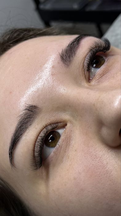 Наращивание ресниц/брови