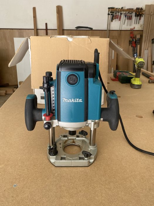 Tupia Makita RP1800X