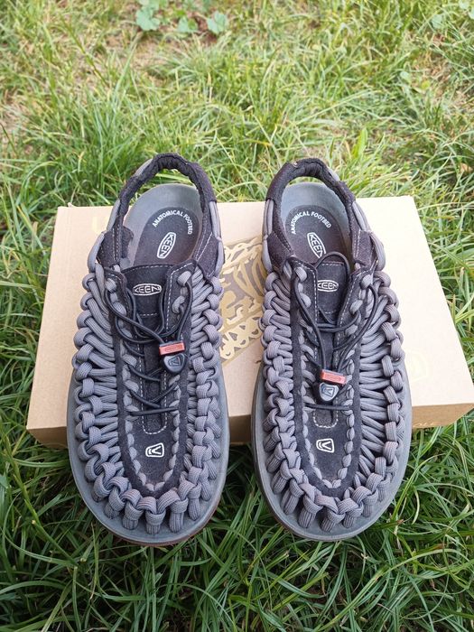 Унісекс сандалі Keen Uneek 42