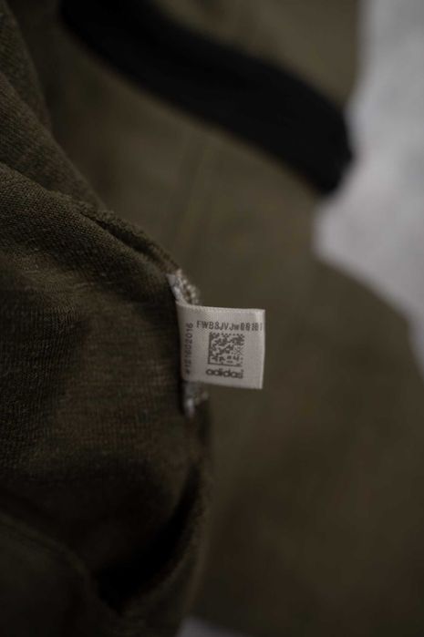 Męska Bluza Hoodie Sportswear Basic Original Adidas Khaki Ciemno zielona
