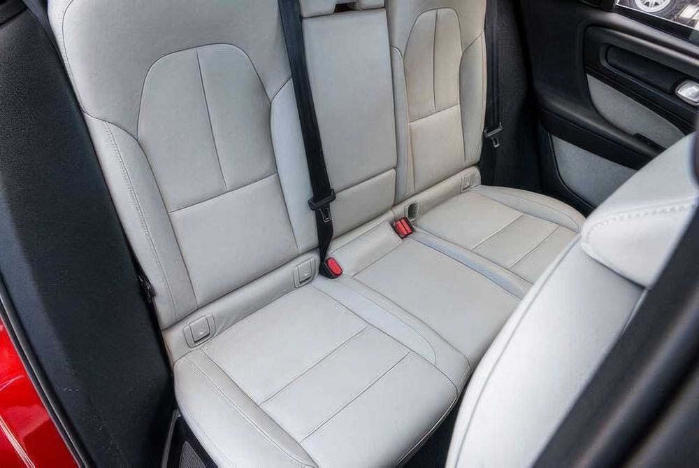 Volvo XC40 T5 Momentum      2019