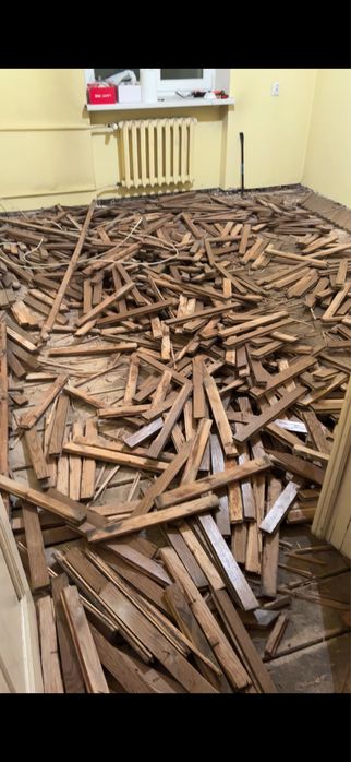 Parkiet dębowy -  oddam za demontaż razem z deskami