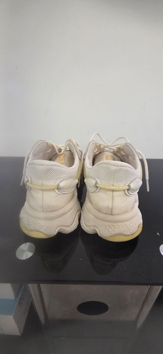 Adidas para uso diário ou para estilo desportivo