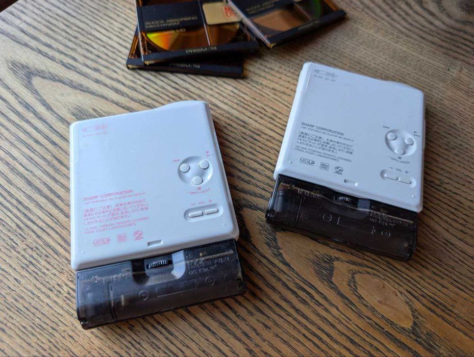 MiniDisc плеера SHARP MD-DS33-P — белый и розовый. ( Мини диск MD )