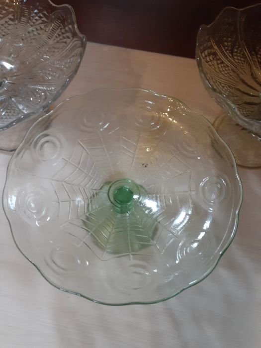 Вази (кльош) для тістечок , випічки , тощо..