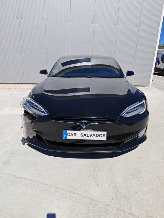 Tesla S 75 100% eléctrico