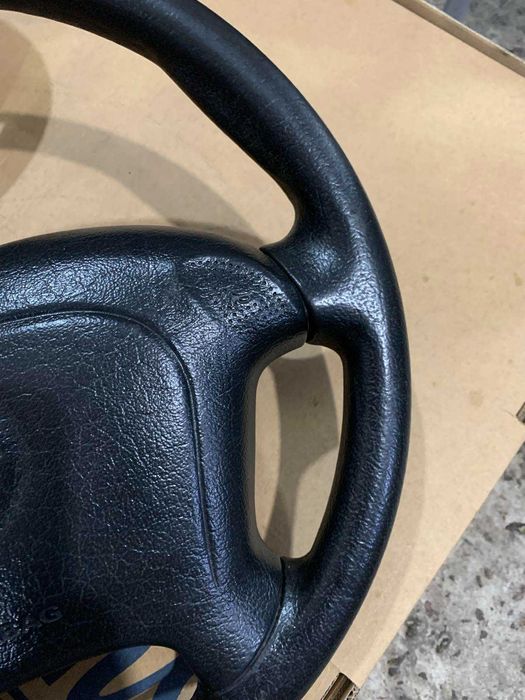 Руль на Opel Astra F/Vectra A/Omega A/Kadett
