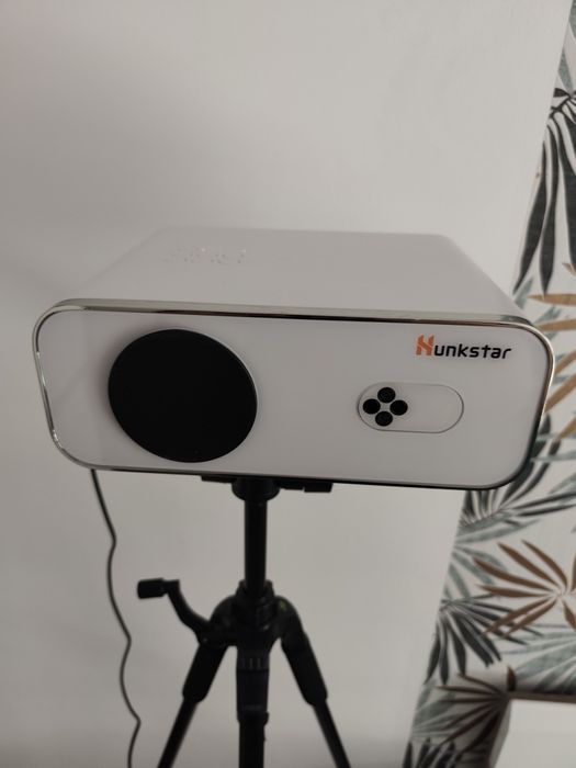 Projektor Hunkstar