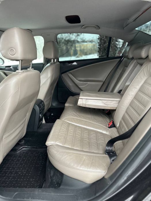 Volkswagen Passat b6 automat skory