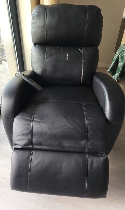 Cadeirão com massagem com várias zonas e calor
