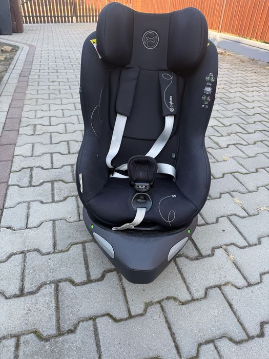 Fotelik Cybex Sirona Gi z baza obrotowa