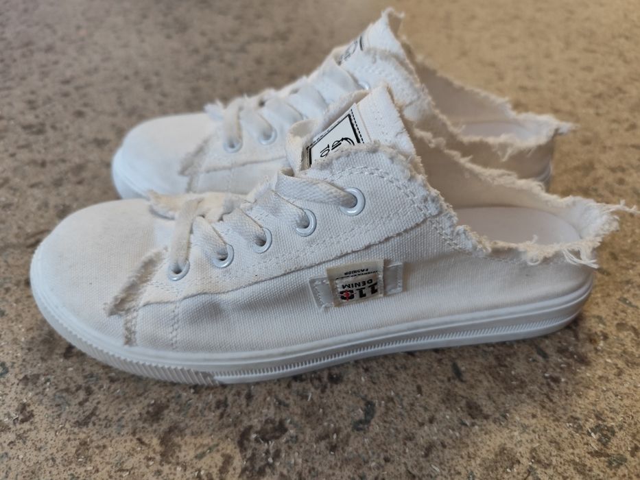 Trampki białe damskie