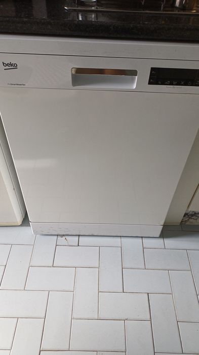 Maquina loiça avariada
