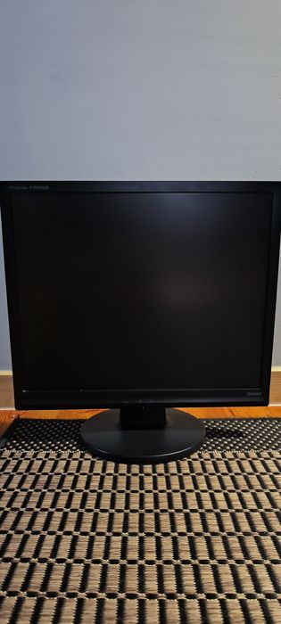 Monitor iiYama 17 cali