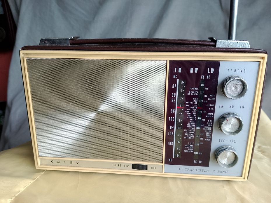 Radio portátil a pilhas