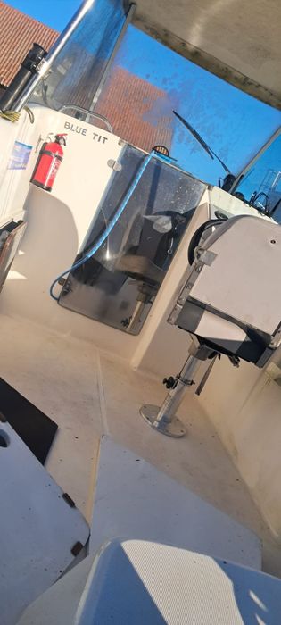 Łódź motorowa wędkarska z Mercury 60