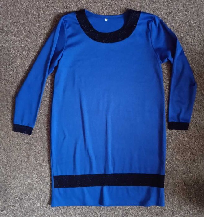 Chabrowa sukienka r. 50