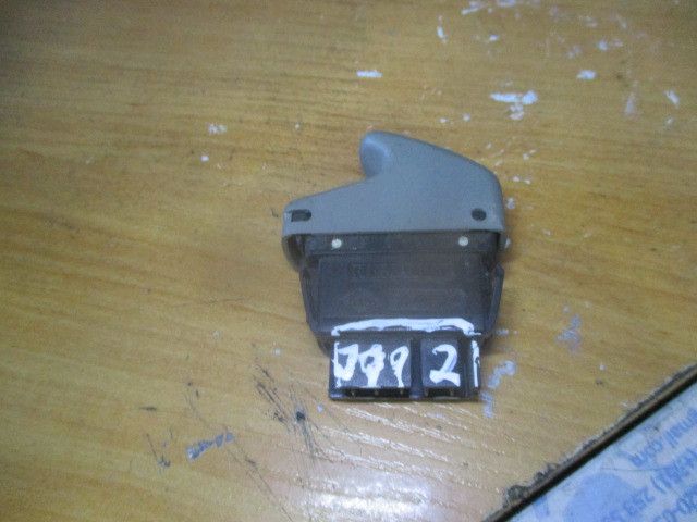 Comando / botão / interruptor vidros trás esquerdo RENAULT Twingo I (C