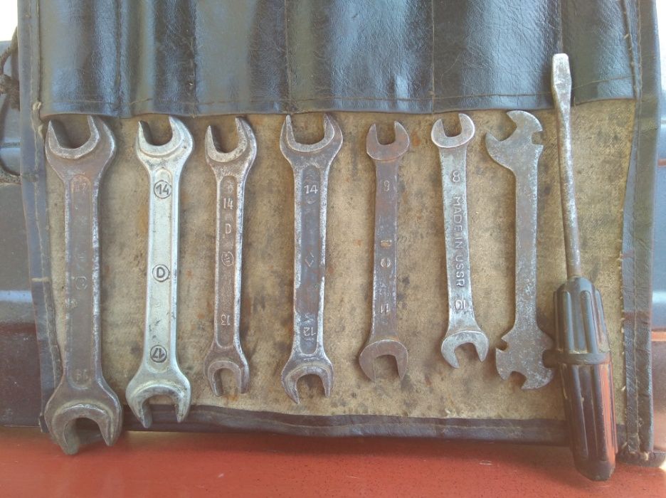 Набор головок и ключей