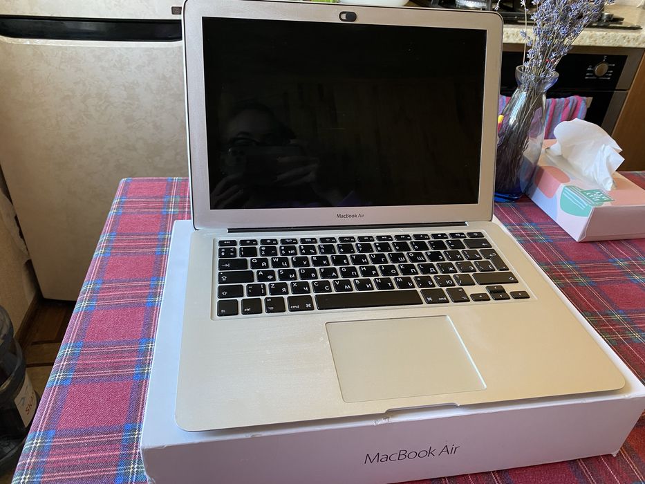 Продаю MacBook Air 13-inch, 2017