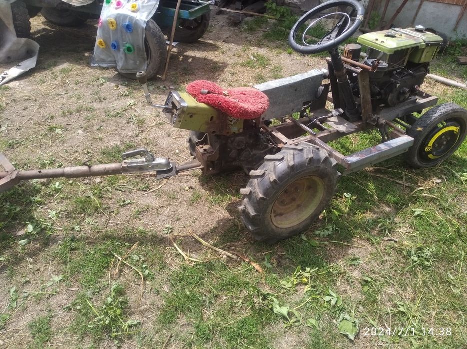 Продам терміново мінітракторця