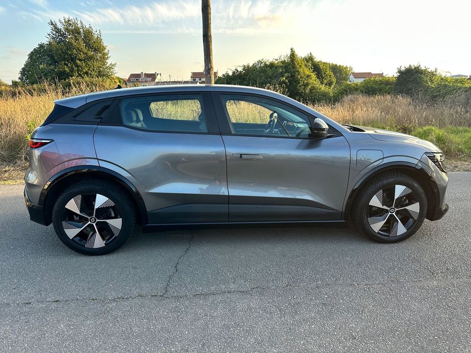 Renault Mégane E-Tech EV60 220hp optimum charge Equilibre