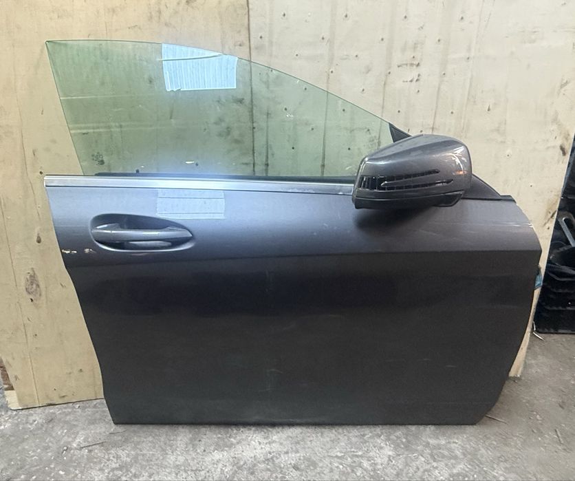 Mercedes CLA W117 porta frente direita de 2013 a 2018