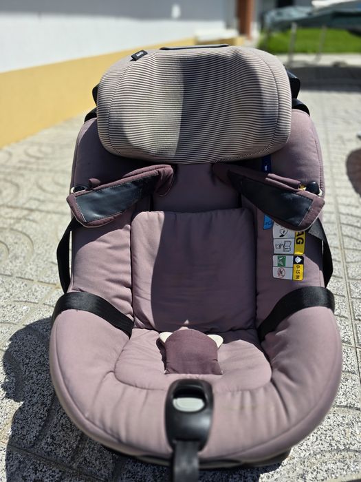 Cadeira Auto Bebeconfort ROTATIVA (isofix)
Com ISOFIX
4 Meses aos 4 An