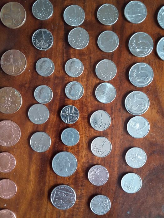 Monety różnorodne.