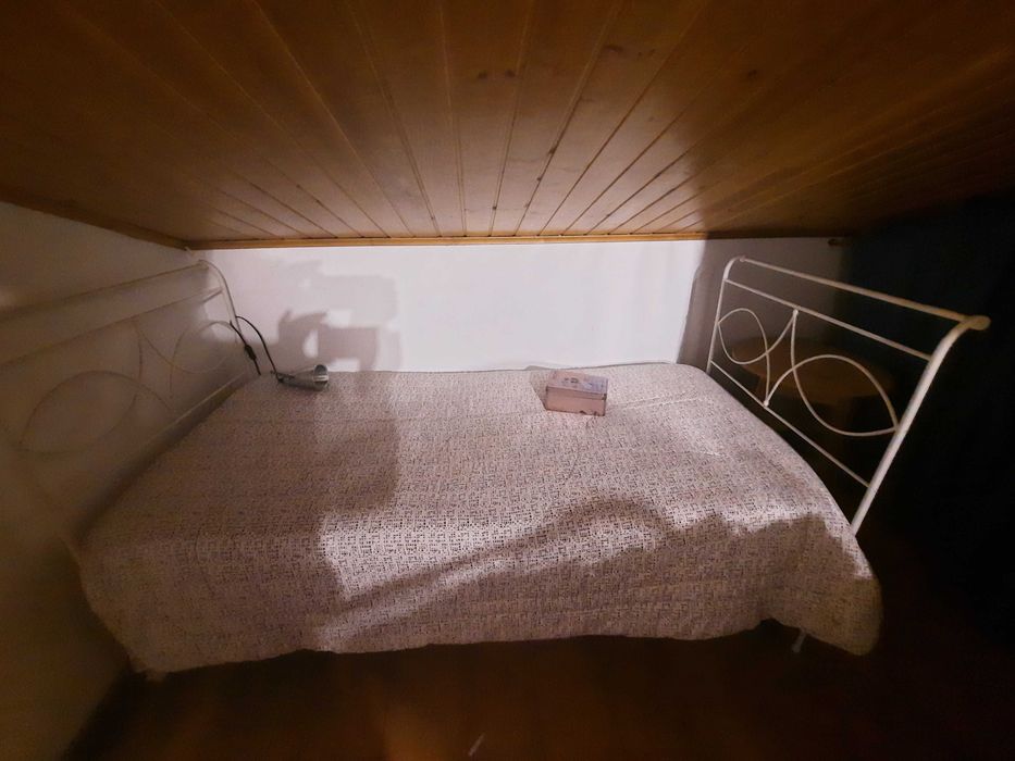 Cama ferro muito antiga