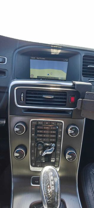 Volvo V60 D6 Summum Hibrido - Full Extras