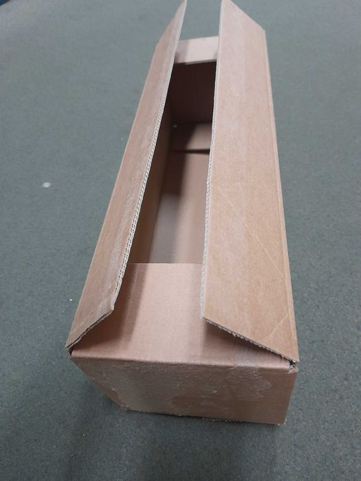 Small Boxes Used Once447436588791910400