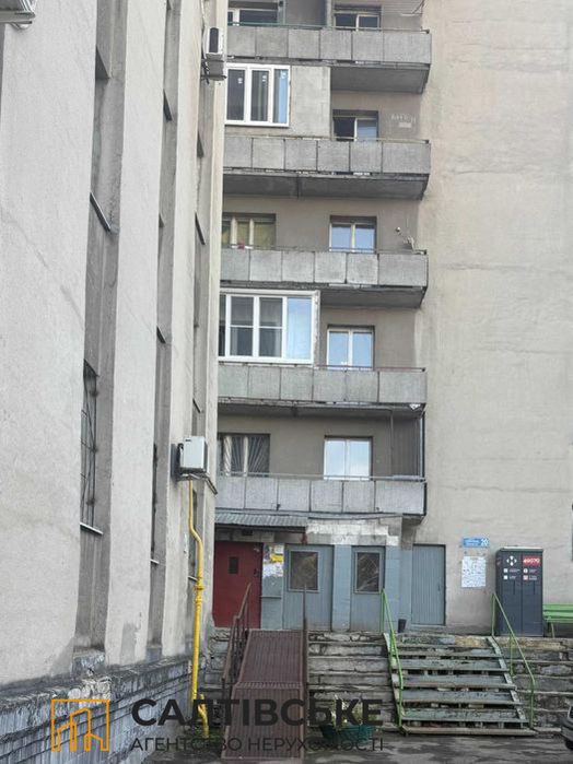 3501-АО Продам гостинку 17м2 на Старой Салтовке
