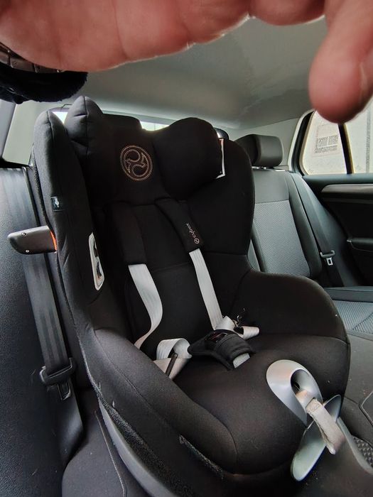 Cadeira Auto Cybex Sirona i-Size + Base ISOFIX (Excelente Estado)