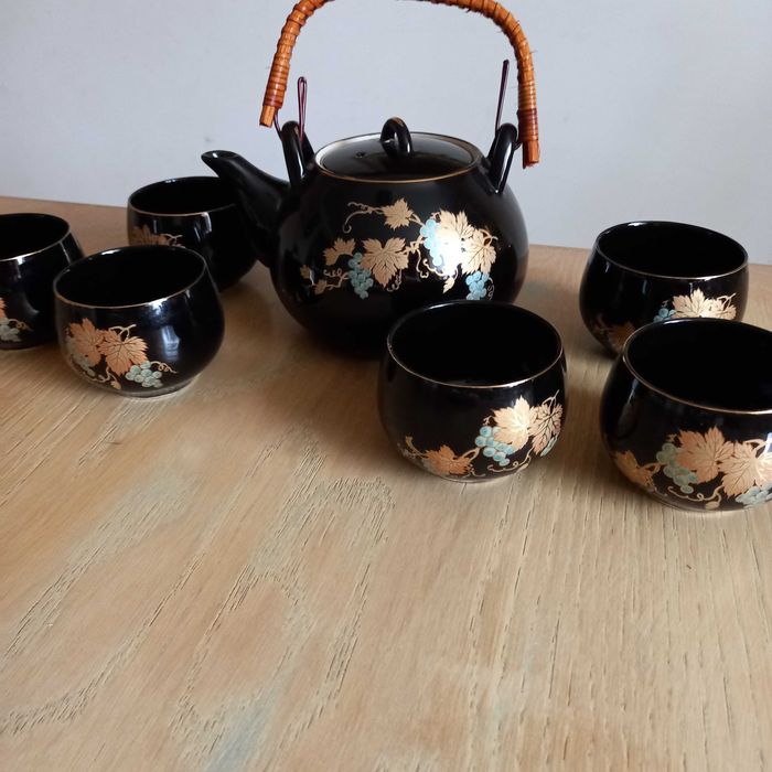 Kolekcjonerski  Złocony Porcelanowy Zestaw
