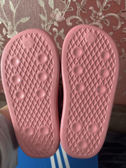 Взуття для дівчинки Adidas орігінал