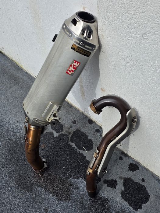 Escape Suzuki LTR Yoshimura RS5