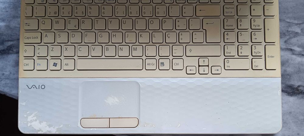 Sony Vaio PCG-71911M avariado