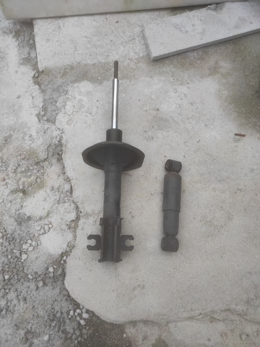 Vendo amortecedores para Fiat Punto