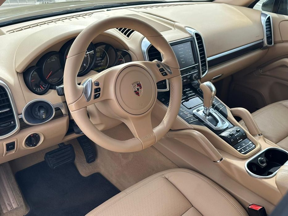 Porsche Cayenne 3.0 V6