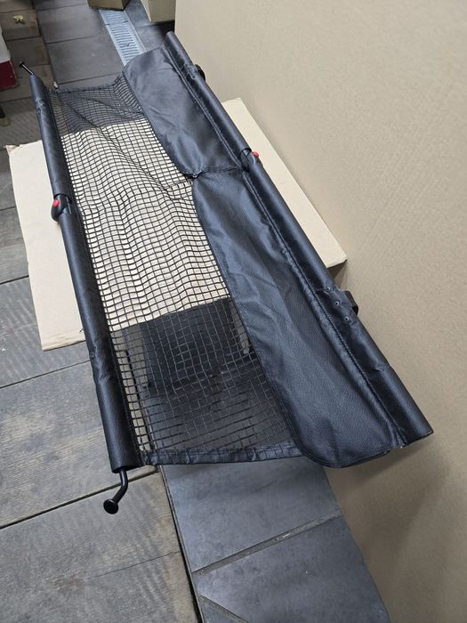 Siatka bagażnika Saab 95  BEZ PASÓW