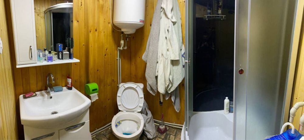 Здається будинок в Карпатах