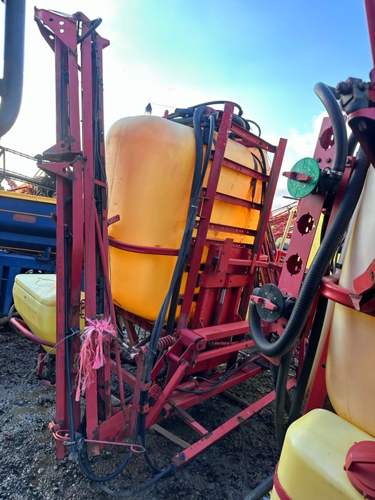 Opryskiwacz zawieszany Hardi Master 1000L 12m sterownik rozwadniacz