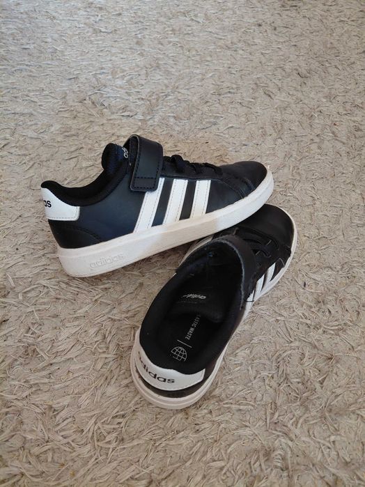 Sapatilha adidas unisexo
