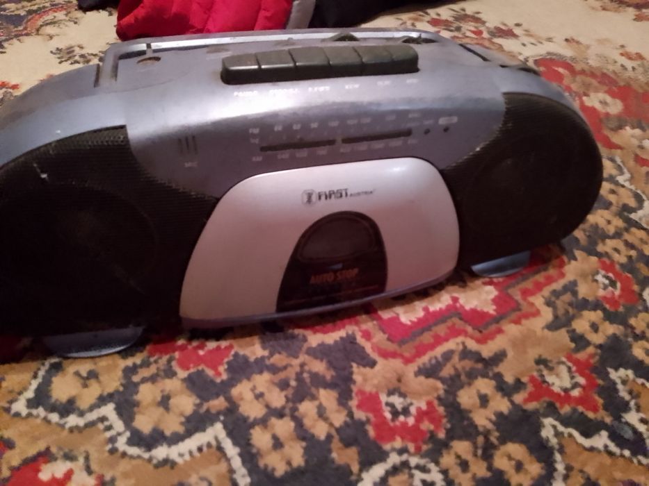 Продам магнітофон