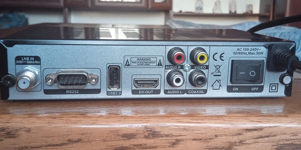 Супутниковий тюнер                                   Sat Integral  S-1228HD HEAVY METAL
